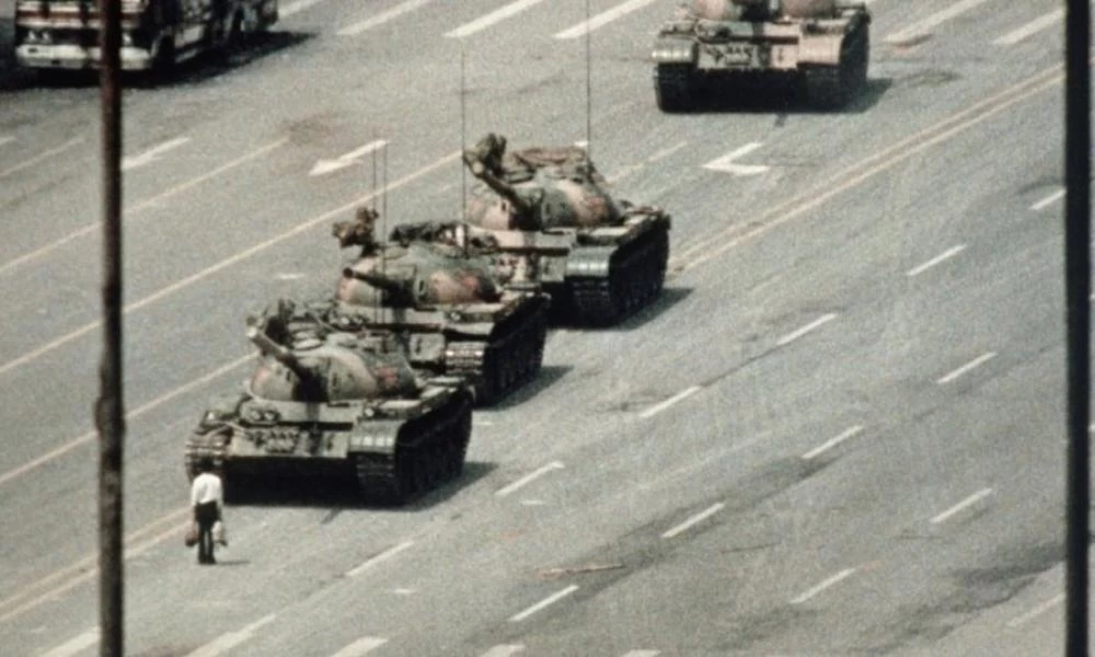 Επέτειος της Τιενανμέν: Η Κίνα παραπέμπει τις ΗΠΑ στα δικά τους «παραπτώματα»